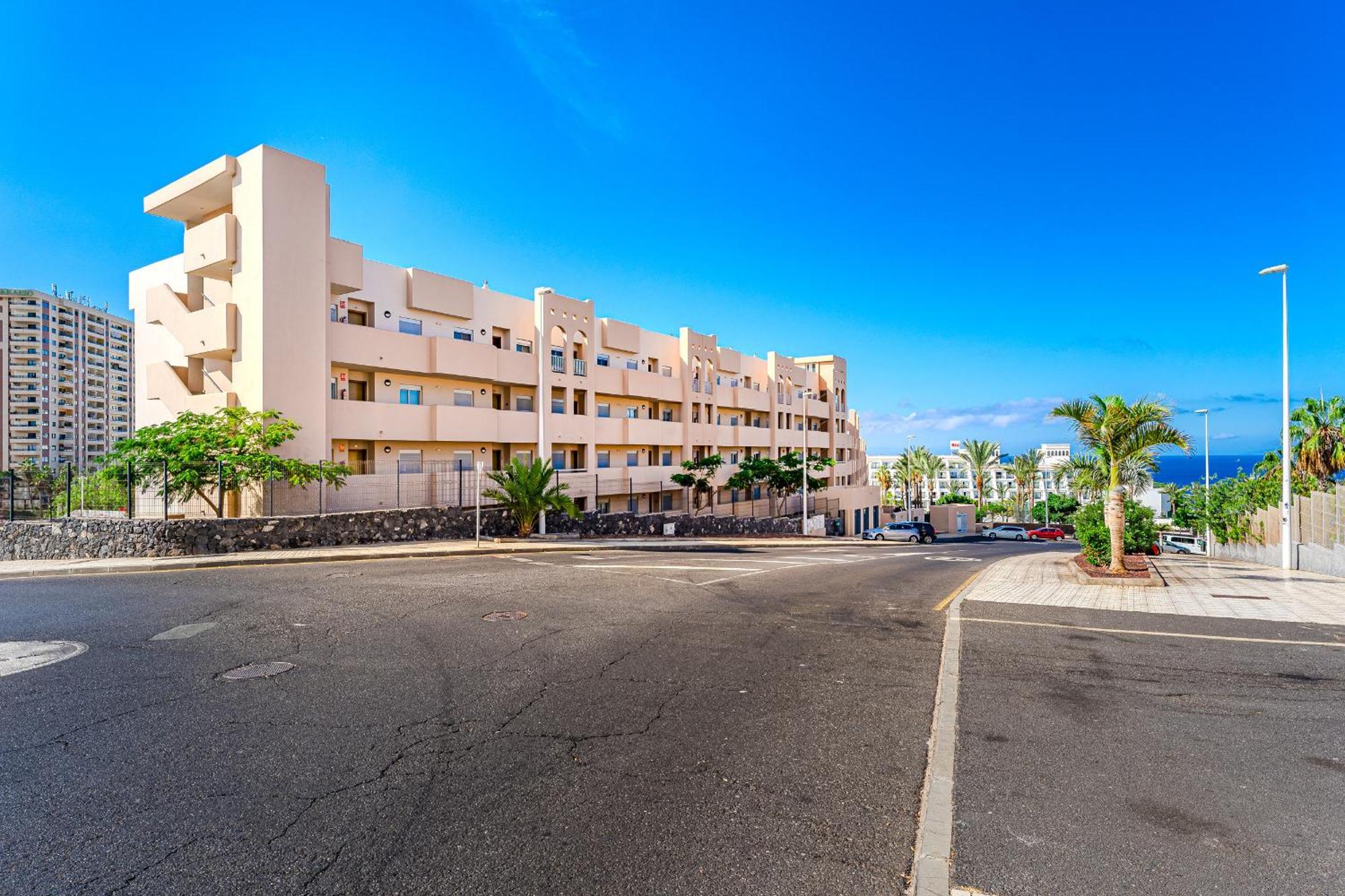 Cozy Apartment In Playa Paraiso Costa Adeje  Exterior foto