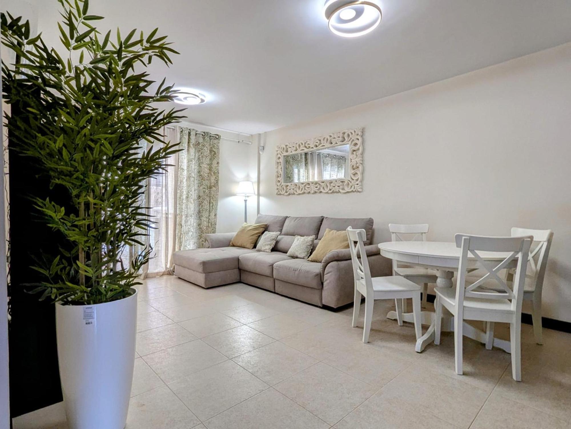 Cozy Apartment In Playa Paraiso Costa Adeje  Exterior foto